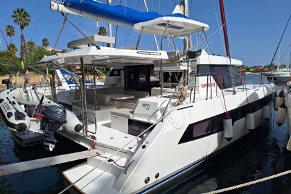 Rental Catamaran Leopard Leopard 42 - 4 cab. Marina di Portorosa