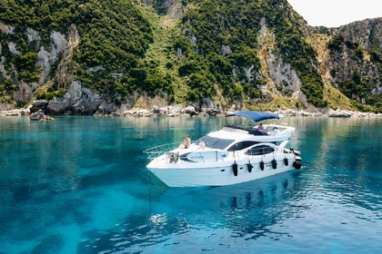 Hyra båt Motorbåt Azimut Azimut 46 Aten
