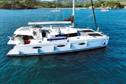 Charter Catamaran Fountaine Pajot Sanya 57 Menorca