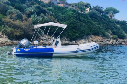 Charter Motorboat Zodiac Medline 500 Galéria