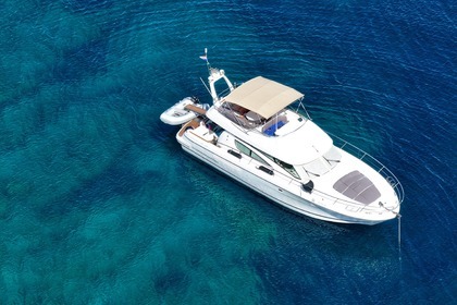 Location Bateau à moteur JEANNEAU PRESTIGE 46 FLY Split