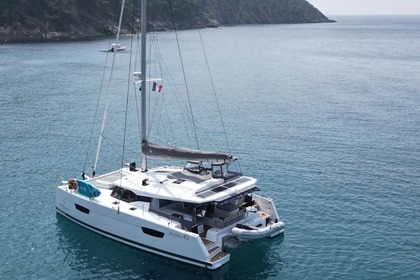 Hyra båt Katamaran Fountaine Pajot Astréa 42 Bonifacio