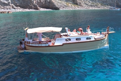Noleggio Barca a motore Capeador Saura 50 Ibiza