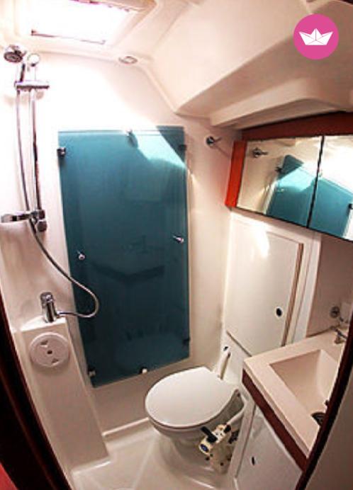 Noleggio Beneteau Oceanis 54