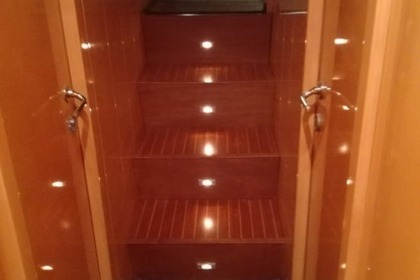 Raffaelli Ouragan 52