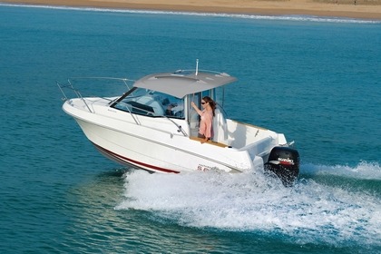 Rental Motorboat Beneteau Antares 580 HB Damgan