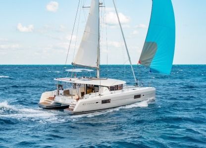 Rental Catamaran Lagoon 42 Alimos