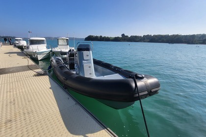 Aluguel Semi Rígido Valiant 760 Sport Fishing Dinard
