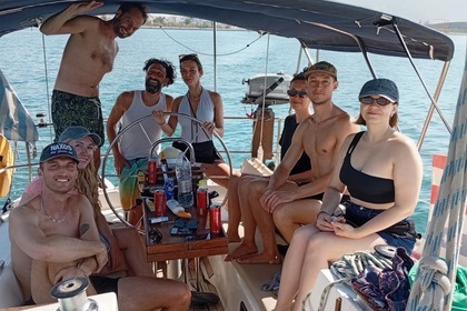 Rent the Dromor Apollo 12 Sailboat in Athens!