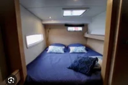 Catamaran Outremer 45 – Confort, Performance et Liberté en Grèce