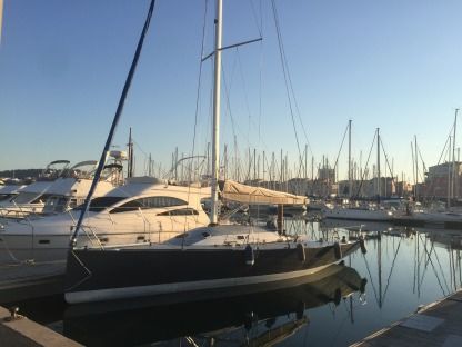 Charter Sailboat Jeanneau Jta 40 Marseille