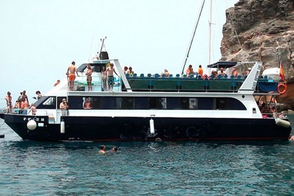 Rental Catamaran Cata Bahía Pasito Blanco