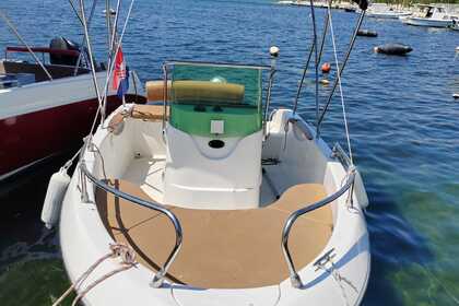 Charter Motorboat Primus marine Fisher 17 open line Poljica, Marina