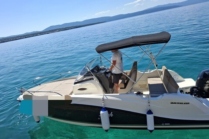 Noleggio Barca a motore Quicksilver ACTIVE 605 SUNDECK Malinsca-Dobasnizza