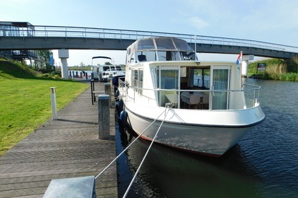 Hausboot 1050 Stern