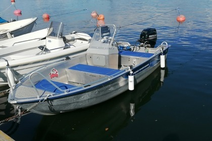 Hyra båt Motorbåt Linder Linder 445 Sportsman Stockholm