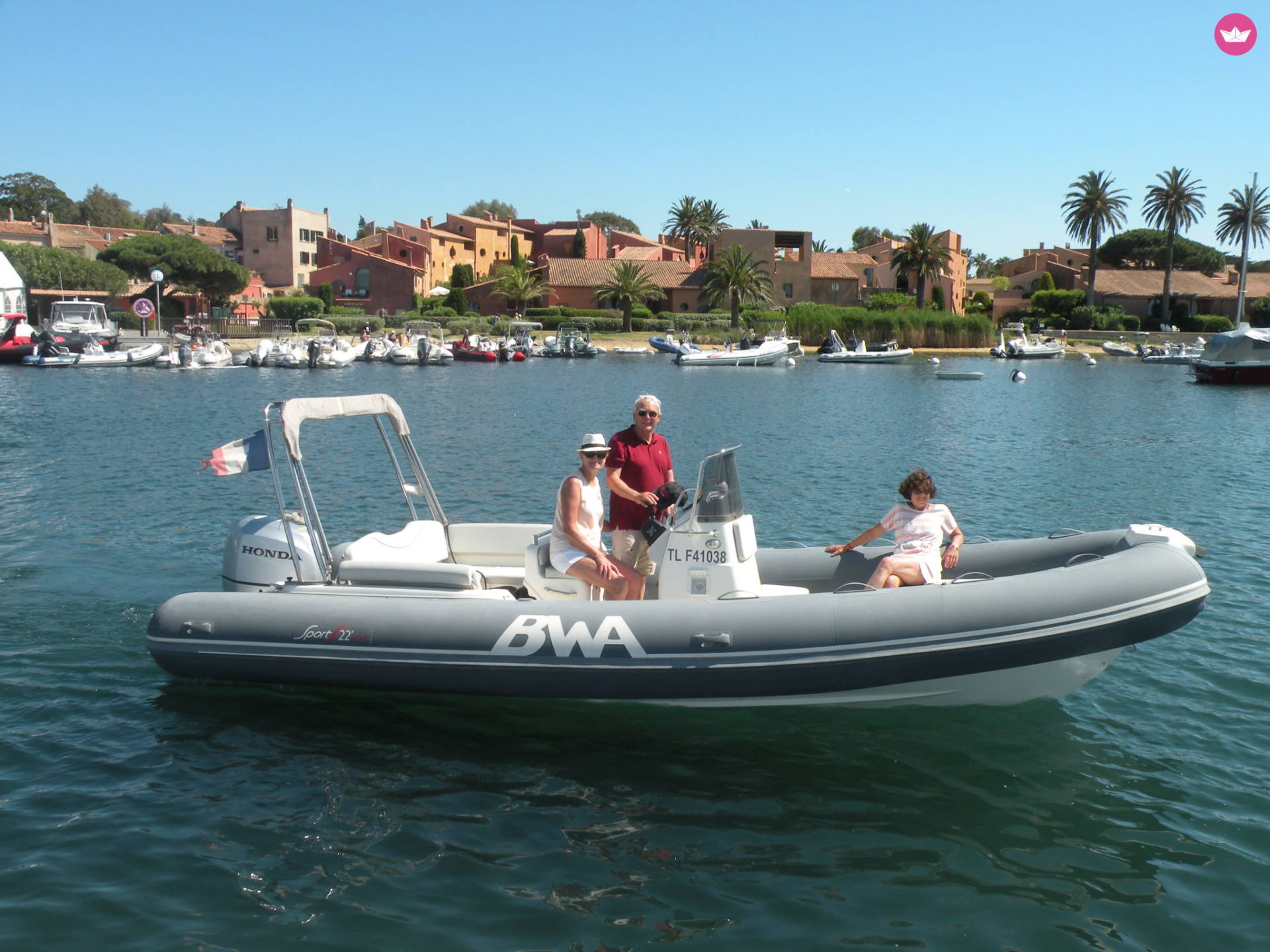 Semi-rigide Bwa 22 Gt à louer