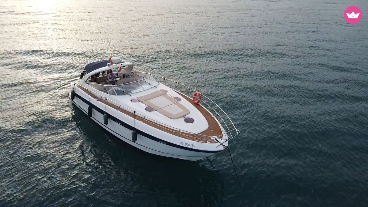 Bateau à moteur Bavaria 42 sport 500cv 6