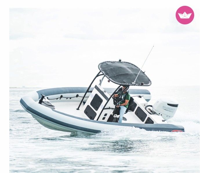 Semi-rigide Searib's SR 7.60 PRO 250cv