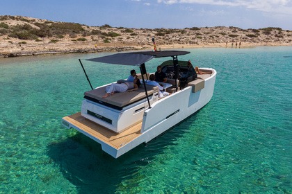 Hire Motorboat De Antonio D28 Ibiza