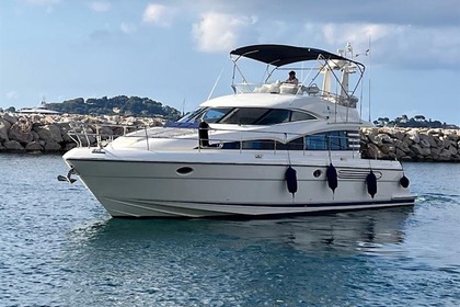 Location Yacht à moteur Fairline squadron 52 Mandelieu-la-Napoule