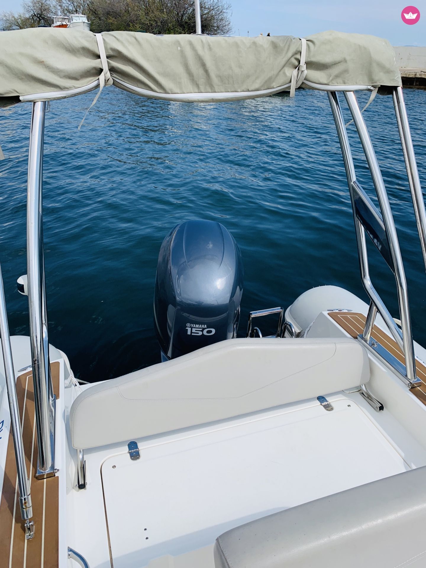 Semi-rigide Capelli Tempest 626 de particuliers et professionnels