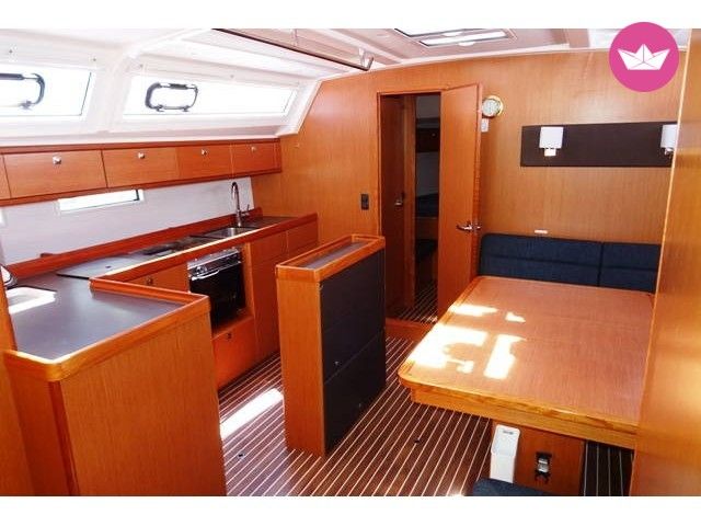 Sailboat Bavaria Cruiser 46 for hire