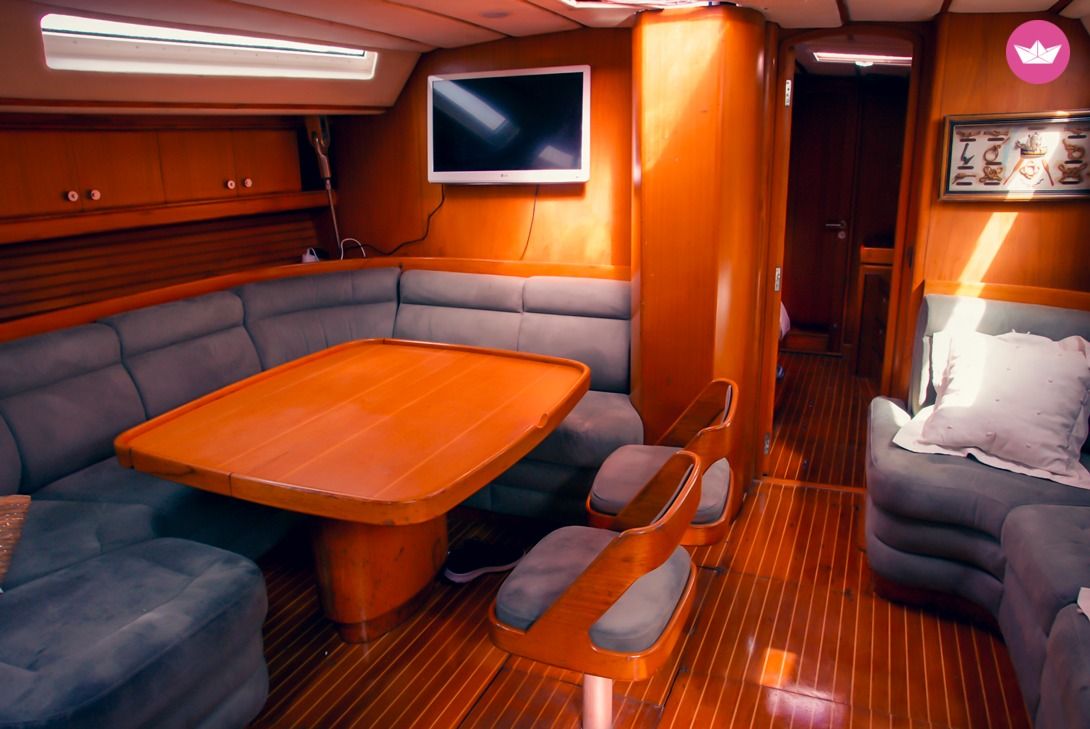 Sailboat Centurión 61 for hire