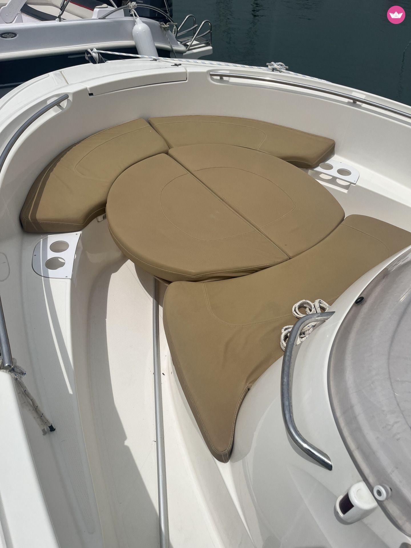 Bateau à moteur AQUA 620 115cv 5