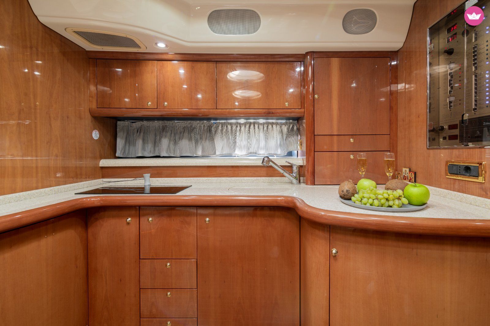 Bateau à moteur Cranchi 50 Mediterranee 1430cv 6