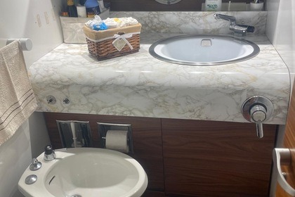 Tecnomarine C42 "Parthenope"