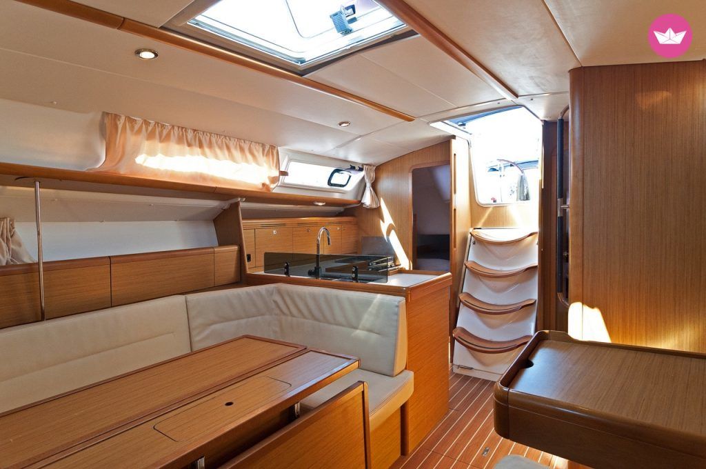 Sailboat Jeanneau Sun Odyssey 39I  