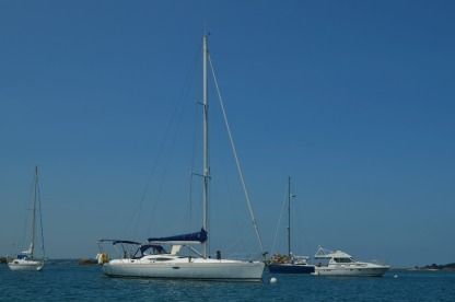 Charter Sailboat Alliaura Marine Feeling 44 Saint-Quay-Portrieux