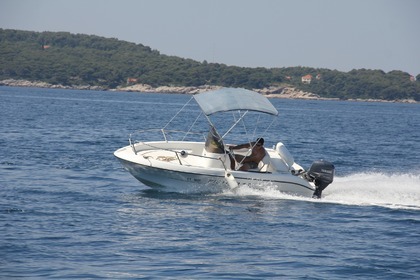 * Fisher 17 * with skipper ~ FUEL INCLUDED~ * Open bar *