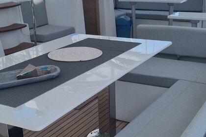 Catamaran PREMIUM 2024