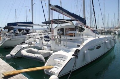 Charter Catamaran Lavezzi 40 Rodney Bay