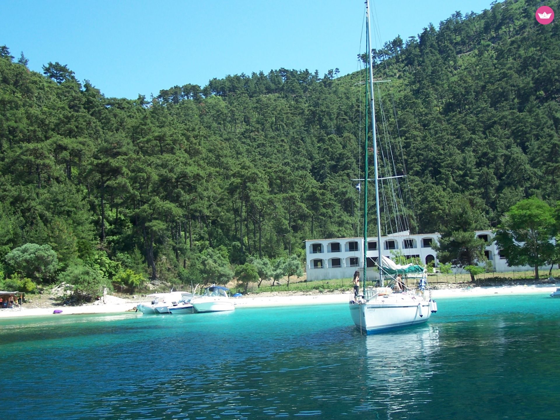 2004 Bavaria 44 in Kavala for hire