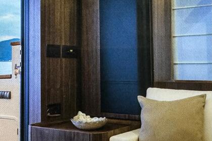 Yacht a motore TRINITY 1800 HP (2018)