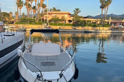 Rental Motorboat Cantiere nautico trimarchi Dylet 85 Tonnarella