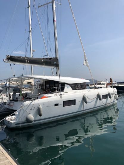 Noleggio Catamarano Lagoon 42 Napoli