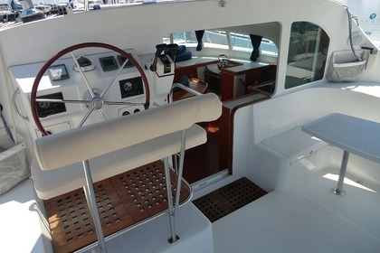 Hire Lagoon 410