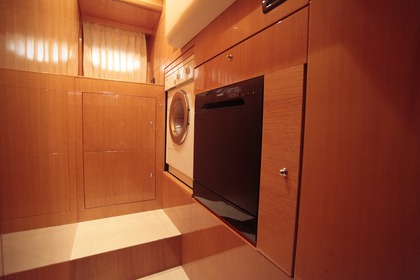 Prachtig Uniesse 55 Fly-jacht