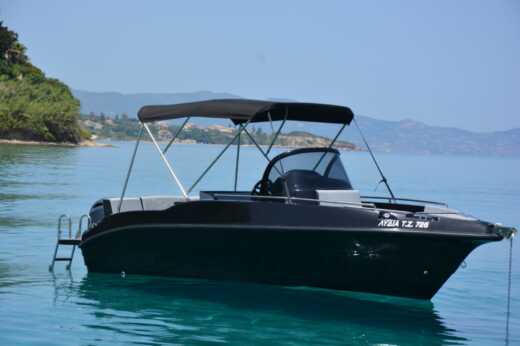 Motorboat Nireus Ω53 Escape Boat design plan
