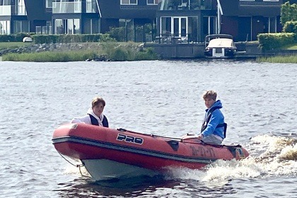 Miete RIB Zodiac PRO 420 Heeg