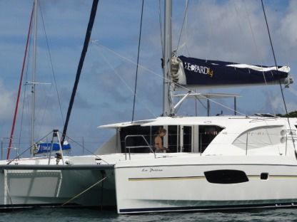 Rental Catamaran  Leopard 44 Victoria