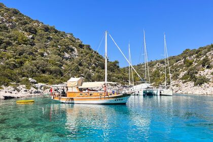 Location Goélette Traditional gulet with a capacity of 6 people Standart Plus Kaş