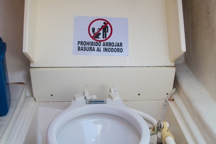 Charter boat all day in Cartagena