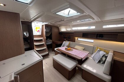 Location Voilier Bénéteau Oceanis 40.1 - 3 cab. Split