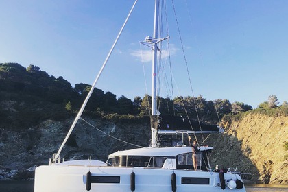 Geo, The top catamaran Lagoon 40 in the Tuscany area
