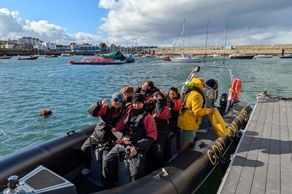 Miete RIB Redbay Stormforce 8.4 Dublin